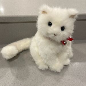 Vintage Gund 1986 Tiffany White Cat With Bell Made Exclusively Eaton Canada